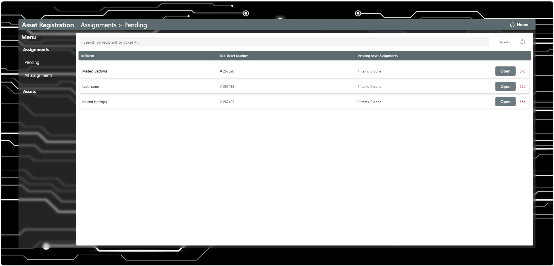 The asset registration screen listing pending asset assignments per ticket